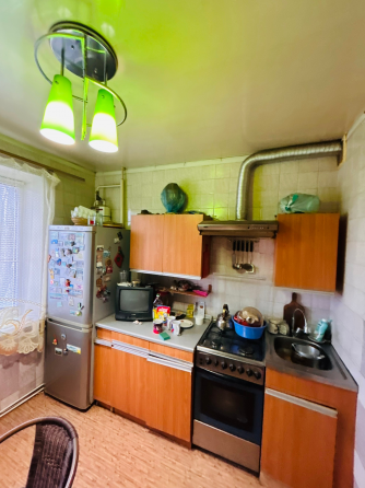 Продажа 2 комнатной квартиры с индивидуальными отоплением в центре пгт Ханженково г. Макеевка Макеевка