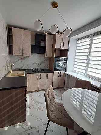 Предлагается уютная светлая 2-комнатная квартира в Калининском районе Донецк