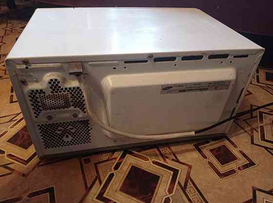 Микроволновка старая рабочая, состояние на фото, может на запчасти Макеевка