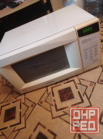 Микроволновка старая рабочая, состояние на фото, может на запчасти Макеевка - изображение 1