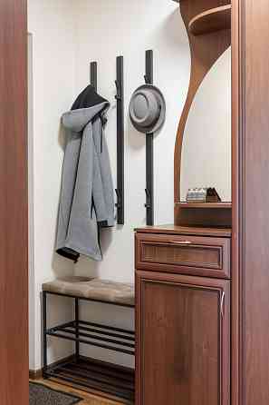 Сдаётся трёхкомнатная квартира с евроремонтом в Калининском р-не Донецк