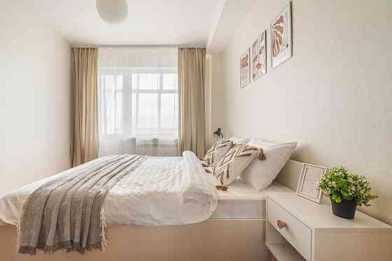 Сдаётся трёхкомнатная квартира с евроремонтом в Калининском р-не Донецк