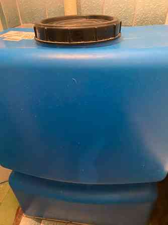 Продам емкость для воды Донецк