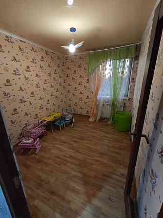 Продам четырёхкомнатную квартиру на Зугрэс 2 Зугрэс