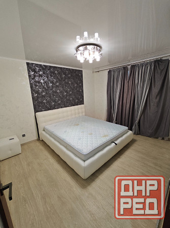 Продам четырёхкомнатную квартиру на Зугрэс 2 Зугрэс - изображение 1