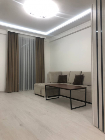 Сдается большая трёхкомнатная квартира в самом центре города Донецка, возле цирка Донецк