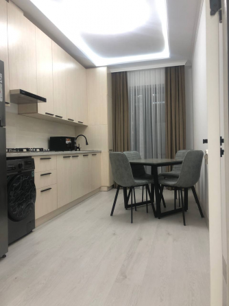 Сдается большая трёхкомнатная квартира в самом центре города Донецка, возле цирка Донецк