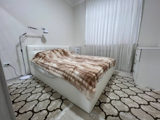 Сдается уютная двухкомнатная квартира в Калининском районе города Донецка, на длительный срок. Донецк