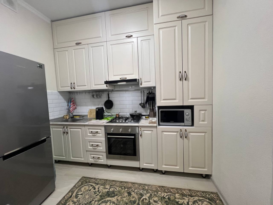 Сдается уютная двухкомнатная квартира в Калининском районе города Донецка, на длительный срок. Донецк