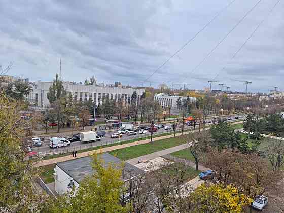 Продаётся 3х-комнатная квартира с евроремонтом в центре пр. Ленина 87б Мариуполь