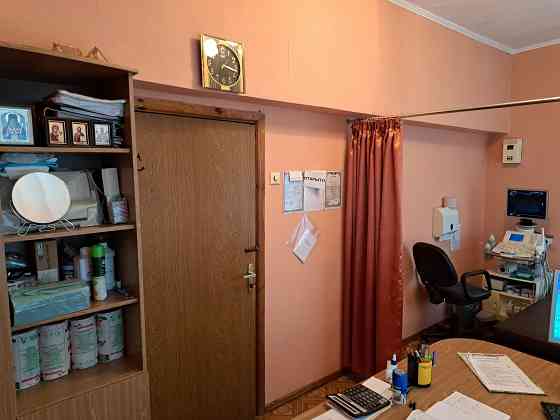 Продается узи аппарат с кабинетом. Донецк