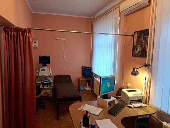 Продается узи аппарат с кабинетом. Донецк