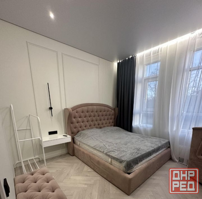 Сдаю двухкомнатную квартиру 55 м² этаж 4/9. город Донецк, Будённовский район, ул. Независимости. Донецк - изображение 4