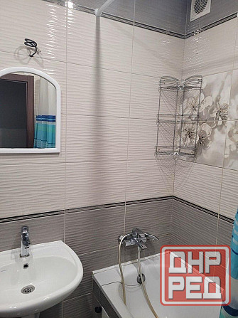 Долгосрочная аренда однокомнатная просторная квартира 48 м2 Донецк - изображение 1