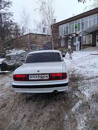 Продаю семейный автомобиль Макеевка