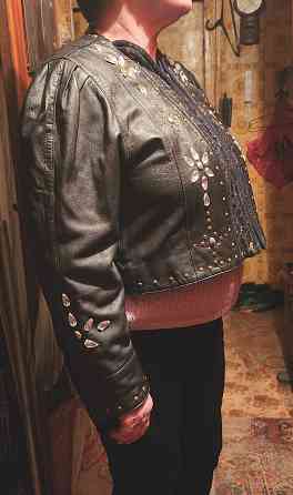 Женская куртка кожаная (из натуральной кожи). Р52 Донецк