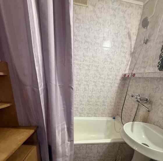 Срочно сдам однокомнатную квартиру в Куйбышевском районе, пл. Бакинских Комиссаров. Донецк