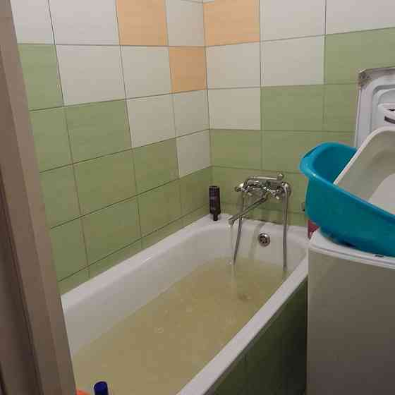 Продам 2-х кв.на Азотном Донецк