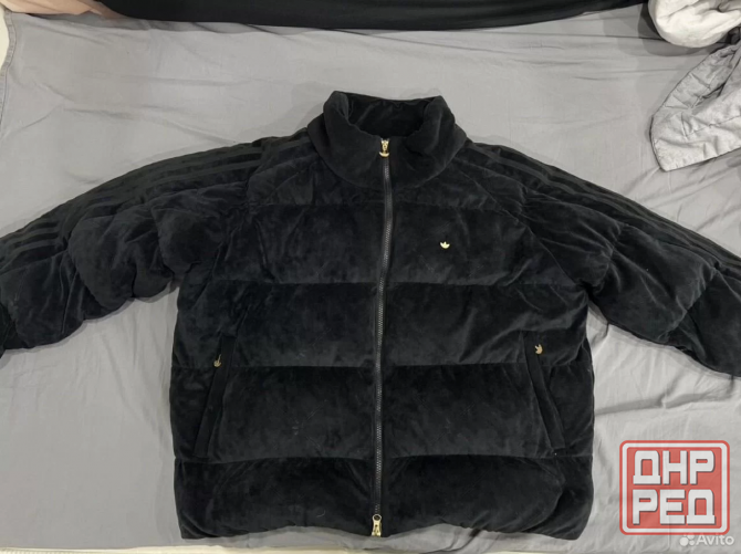 Велюровый пуховик adidas оригинал Донецк - изображение 1