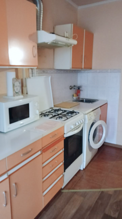 Горячая вода, центр, собственник: сдаётся 1-комнатная квартира посуточно Донецк