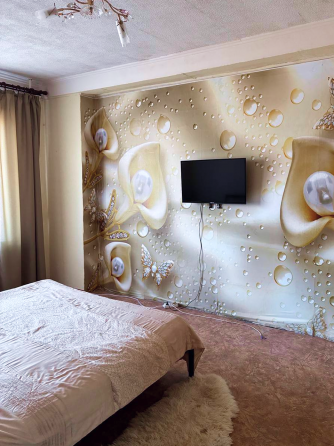 Горячая вода, собственник: сдам 2-комнатную квартиру в центре Донецка Донецк