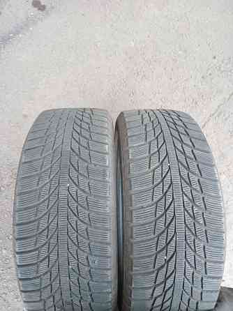Продаю два зимних ската 225 45 18,Кумхо Донецк