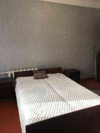 Сдам 3 ком Куйбышевский район Азотный ул Арсенова 1эт в хор сост,вода идёт хол и гор с колонкой Донецк