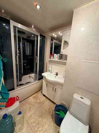 Продам двухкомнатную квартиру Ясиноватая