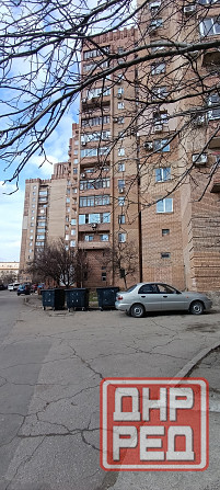Продам 4-х комнатную в Калининском р-не. Кирпичный дом. Два лифта. Вода идёт! Донецк - изображение 1