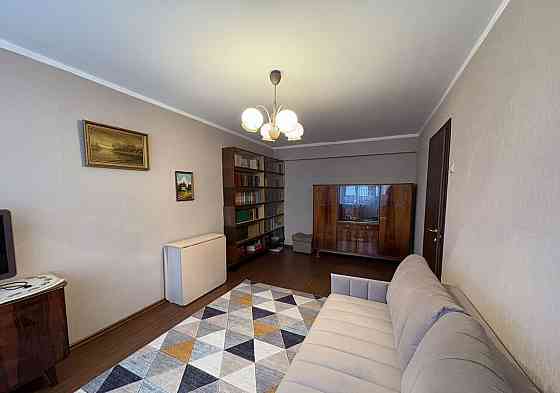 Двухкомнатная квартира в Кальмиусском районе Мариуполь