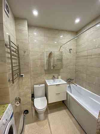 Сдаётся евро-студия на длительный срок Ленинский район. улица Луговцова, 1 Донецк