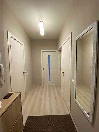 Сдаётся евро-студия на длительный срок Ленинский район. улица Луговцова, 1 Донецк