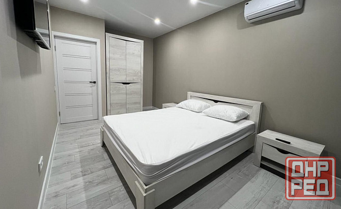 2-х комнатная квартира расположена в Донецке, Калининский район, улица Карпинского, 25 Донецк - изображение 1