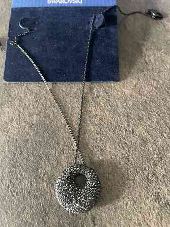Swarovski подвеска с чёрными камнями Донецк