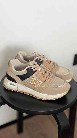 Кроссовки для девочки Донецк