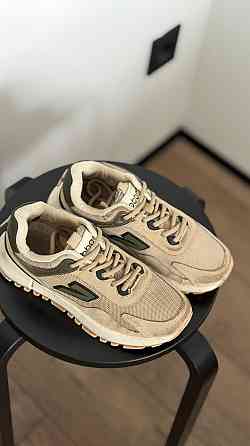 Кроссовки для девочки Донецк