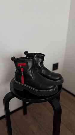 Ботинки для девочки Донецк