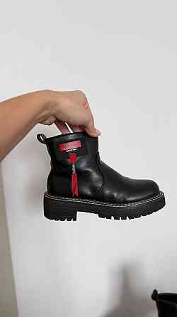 Ботинки для девочки Донецк