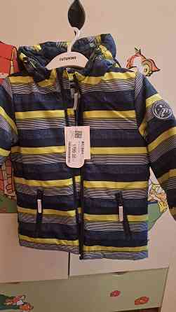 Продам демисезонную куртку Донецк