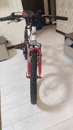 Детский велосипед диаметр колес 20 Макеевка