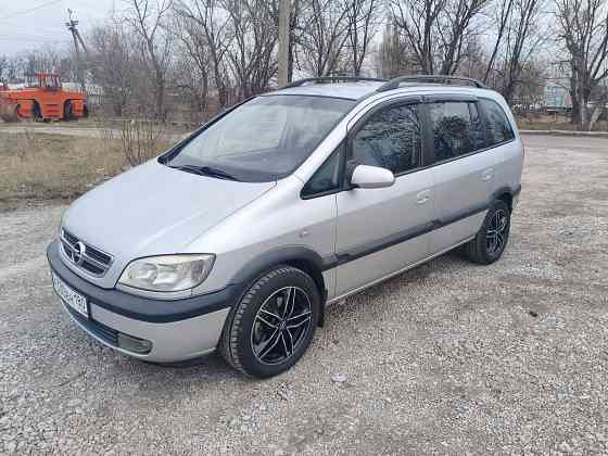 Opel Zafira 2.0 Автомат Макеевка