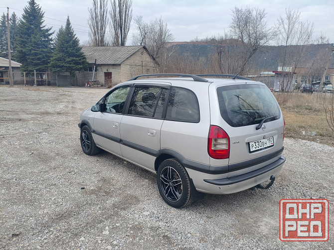 Opel Zafira 2.0 Автомат Макеевка - изображение 4