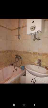 продам 2 к.кв. ворошиловский р. обладминистрация сталинка 4500 мил р торг. Донецк