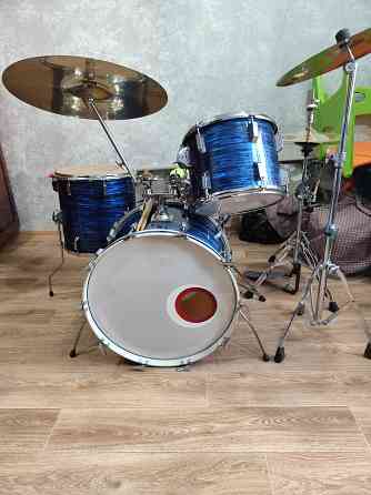 Продам ударную установку Донецк