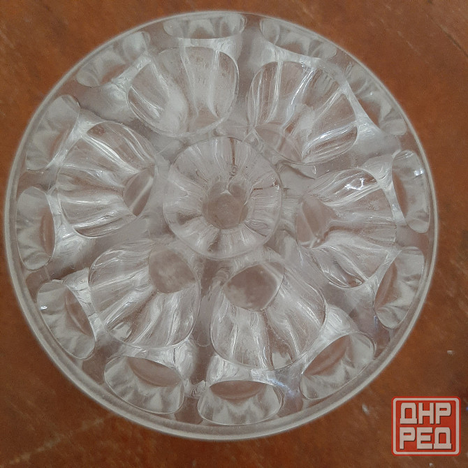 Вазочка стекло с отдельными лопостями Донецк - изображение 2