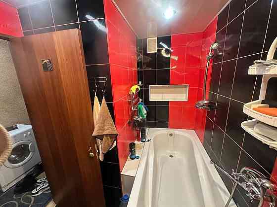 Продажа большой 3 комн.кв. Буденновский район ориентир Парк Энергетиков + 2 Парковочных места Донецк