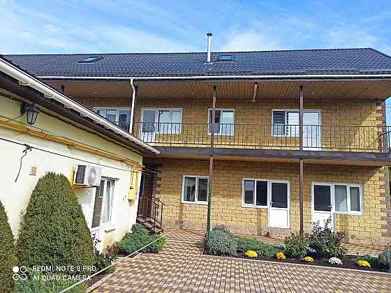 Продaётcя дeйствующий гoстевой дом г.Бeрдянcк, пер.Панфиловцев Бердянск