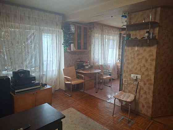 Продам 3-комнатную квартиру. Гастроном Грузия. Донецк