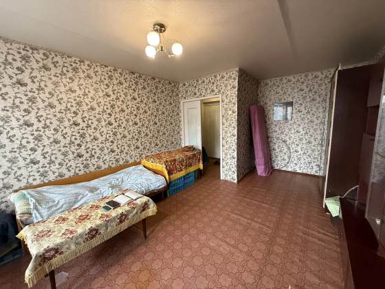 Продам квартиру Ясиноватая