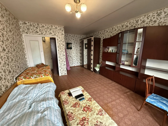 Продам квартиру Ясиноватая